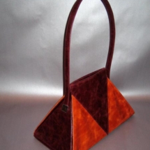 Cleo- Leather bag with pigskin lining.