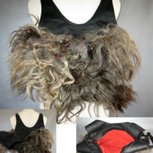 Backpack of bovine leather and handmade felt from Drents Heideschaap. Pigskin lining